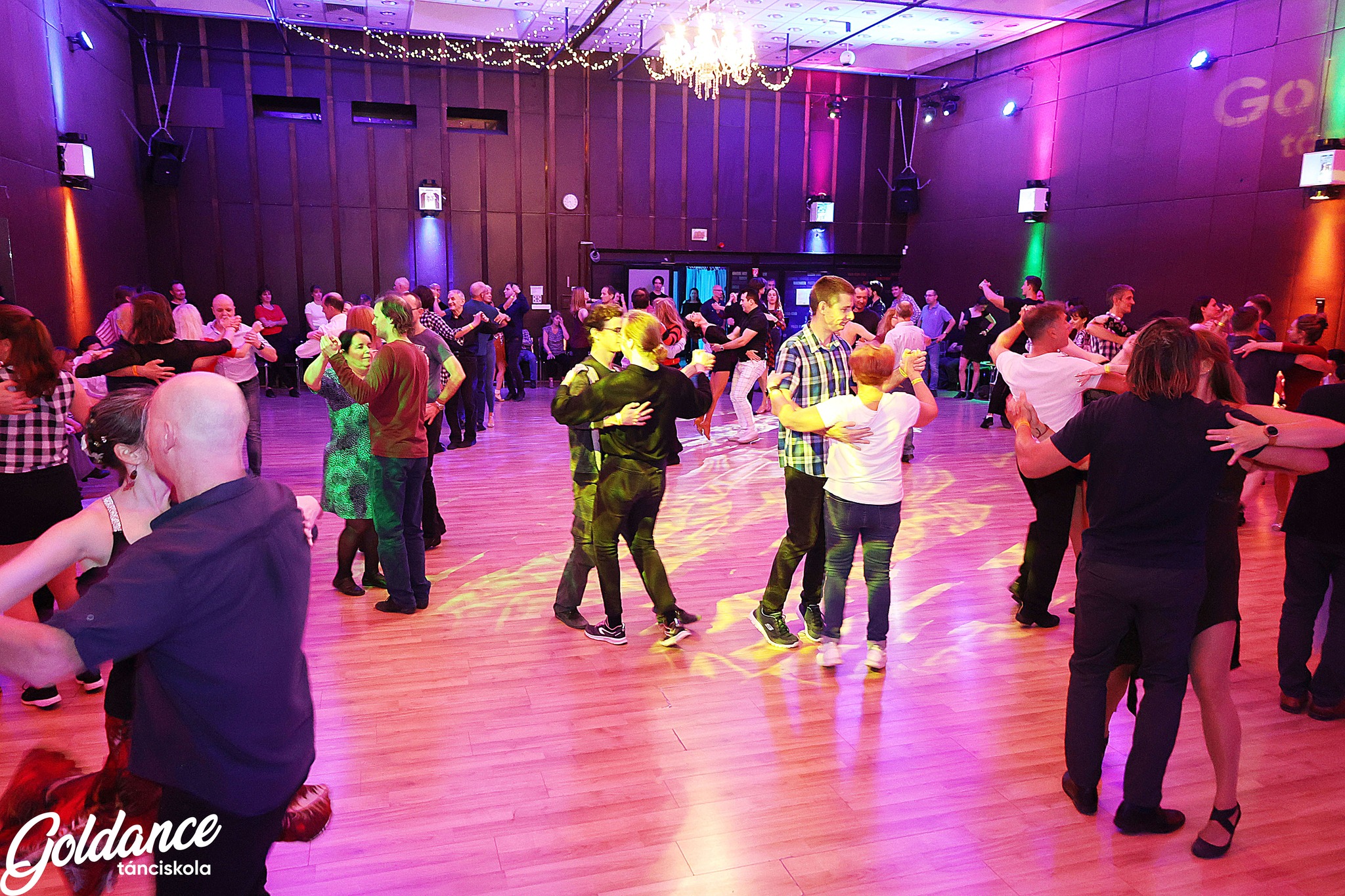 597494280_1293204379508071_2762696171112886903_n